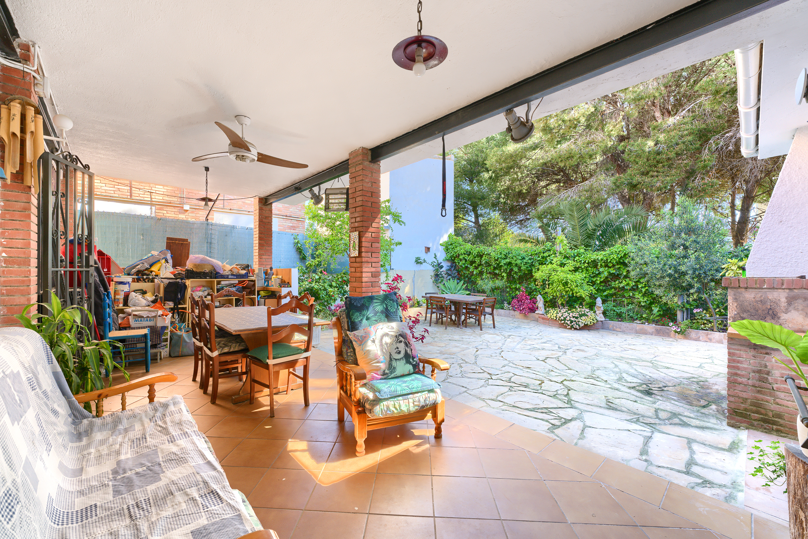 Casa en venta en  calle Calle PINTOR MIR, Calafell  32/36