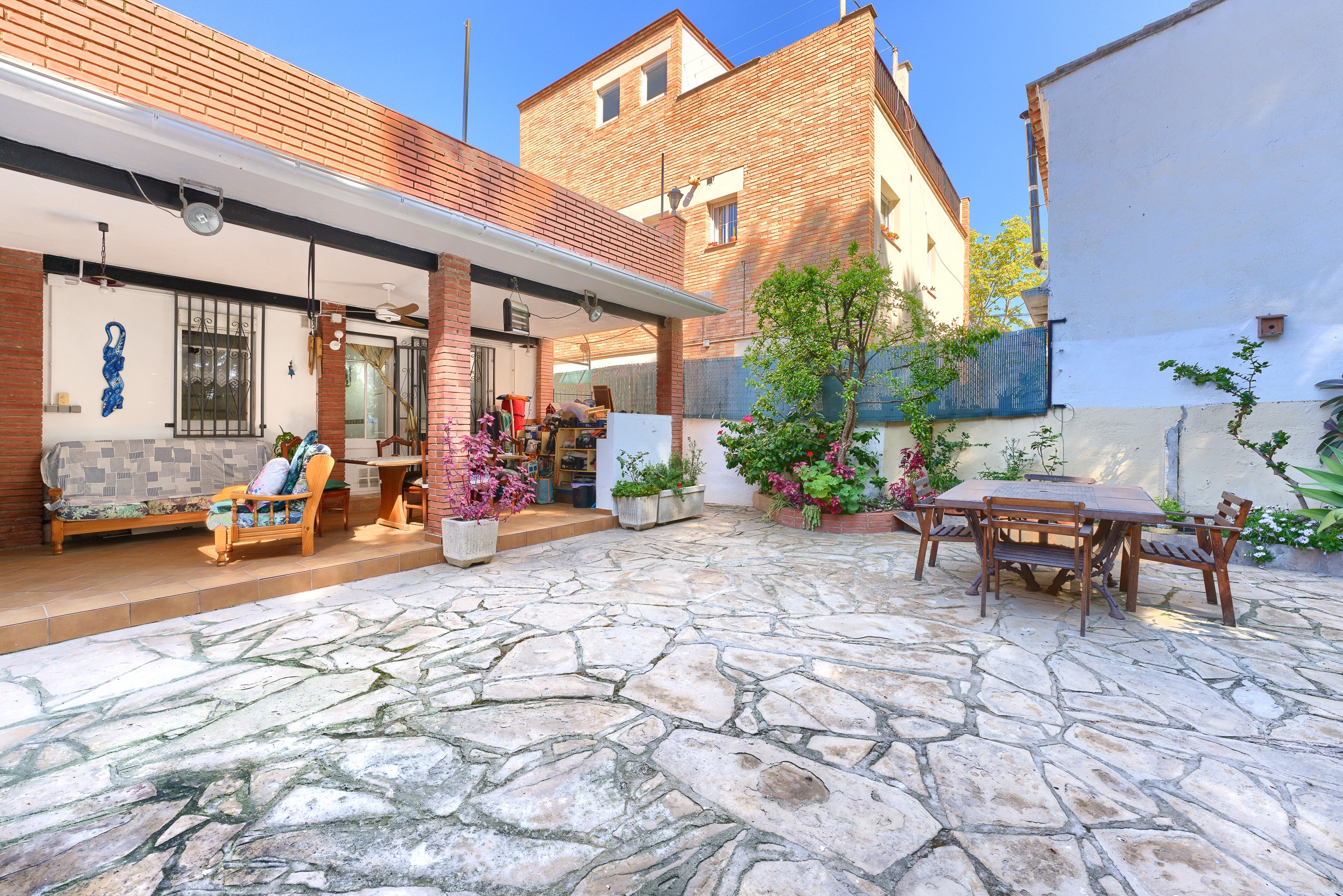 Casa en venta en  calle Calle PINTOR MIR, Calafell  29/36