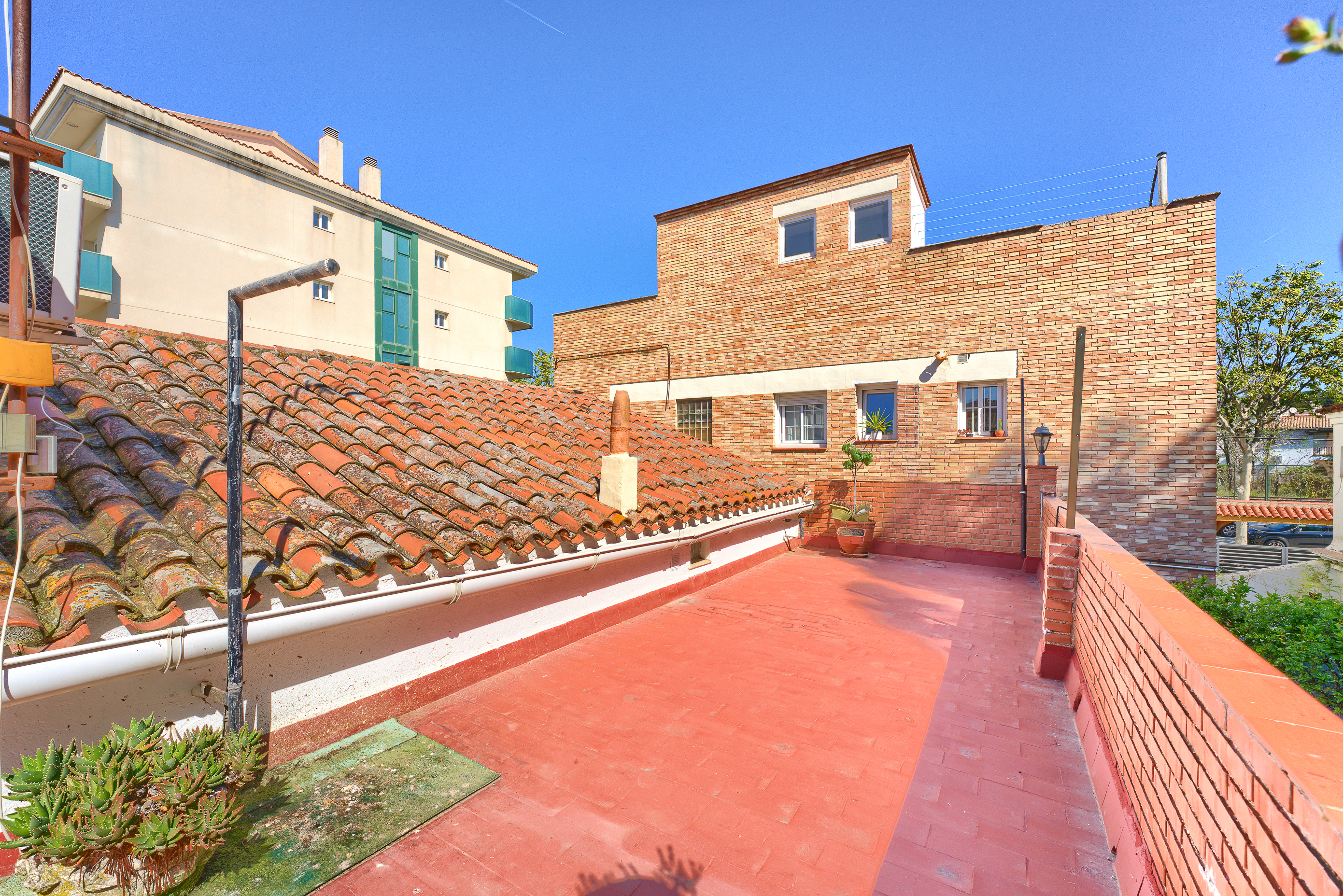 Casa en venta en  calle Calle PINTOR MIR, Calafell  18/36