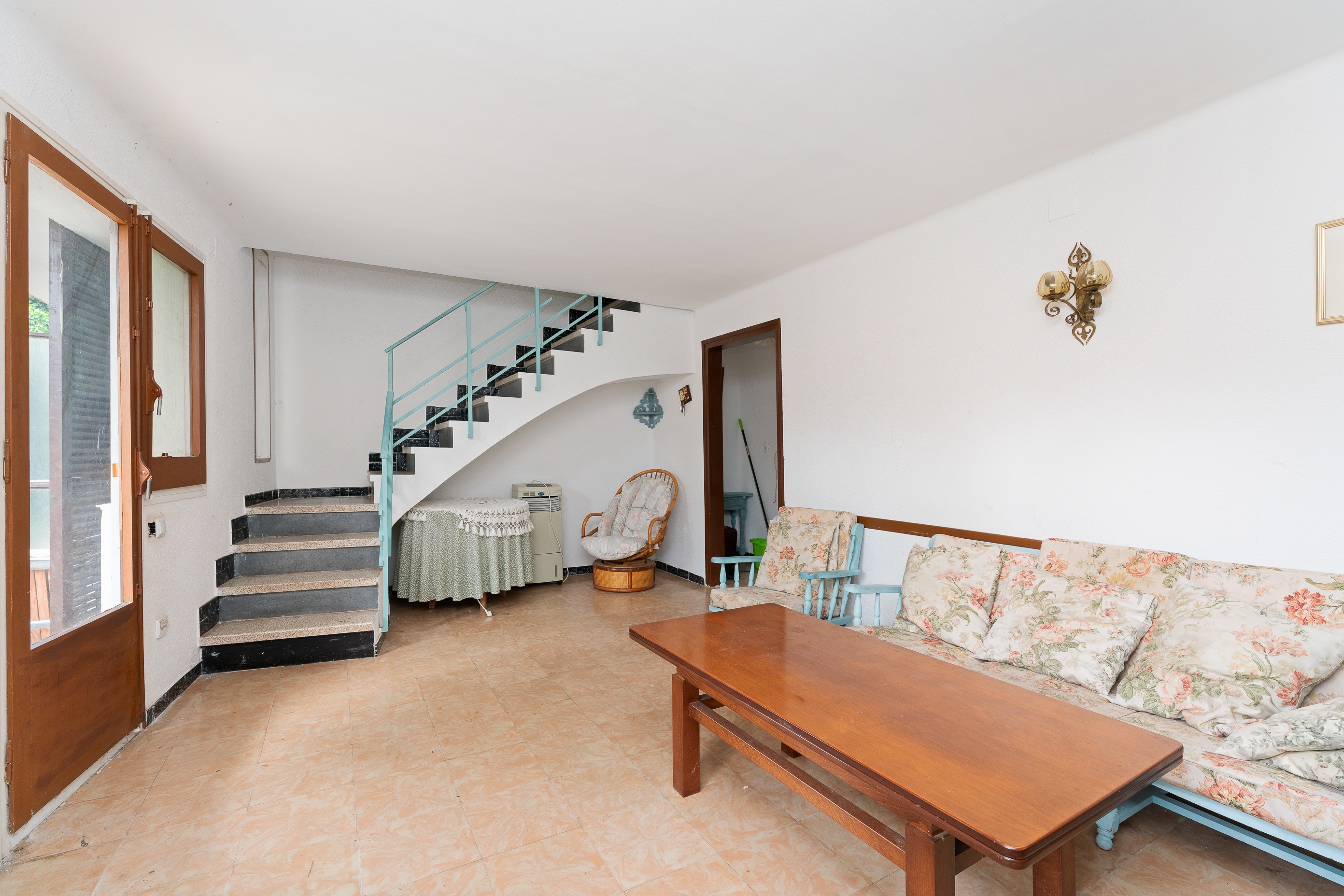 Casa en venta en  calle Calle FINLANDIA, Segur de Calafell, Calafell  8/31