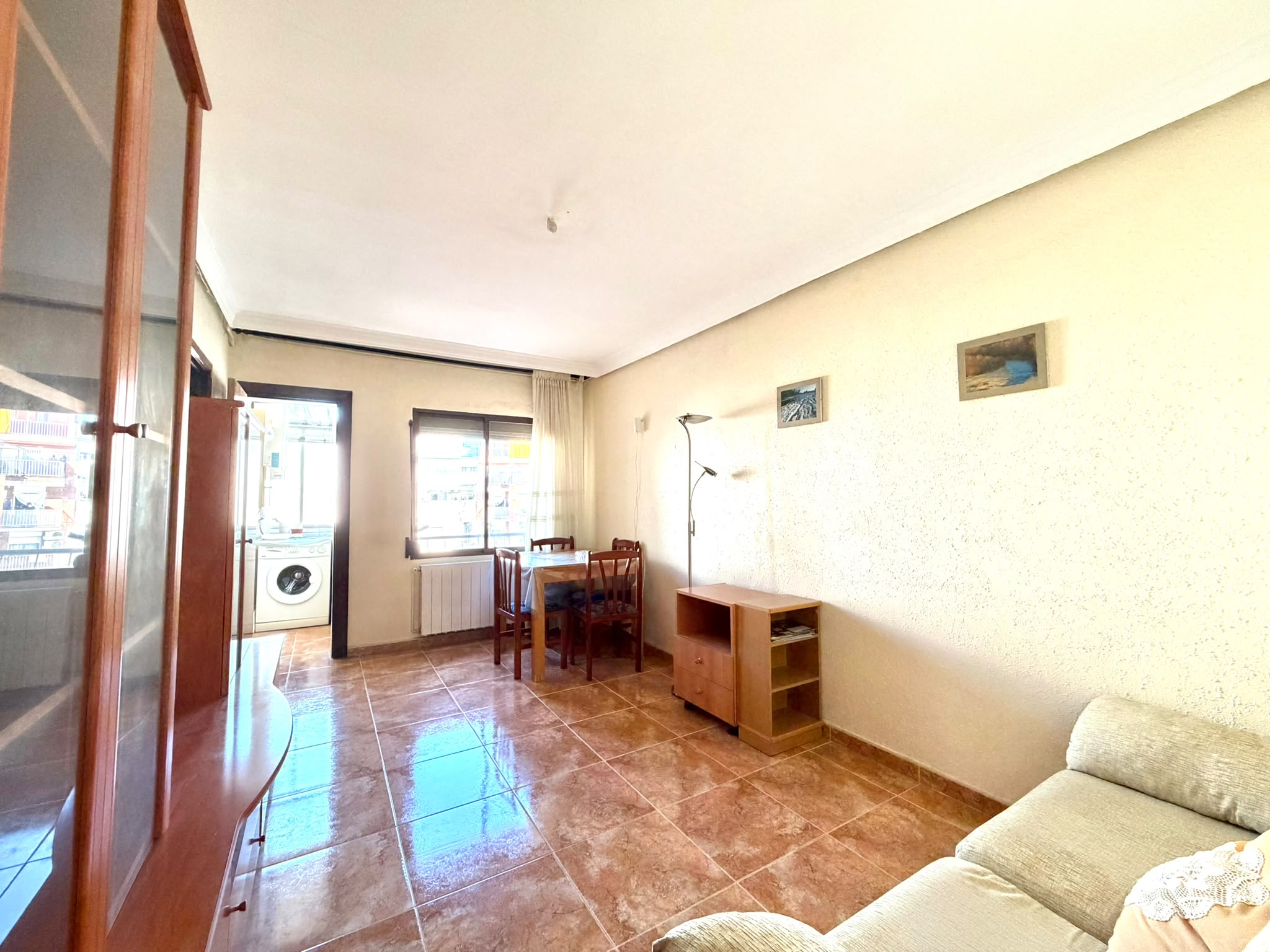 Piso en venta en  calle Calle MALADETA DE LA, L'Hospitalet de Llobregat, Barcelona  1/1