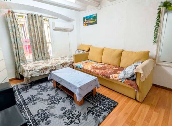 Piso en venta en  Ciutat Vella, Barcelona  1/1