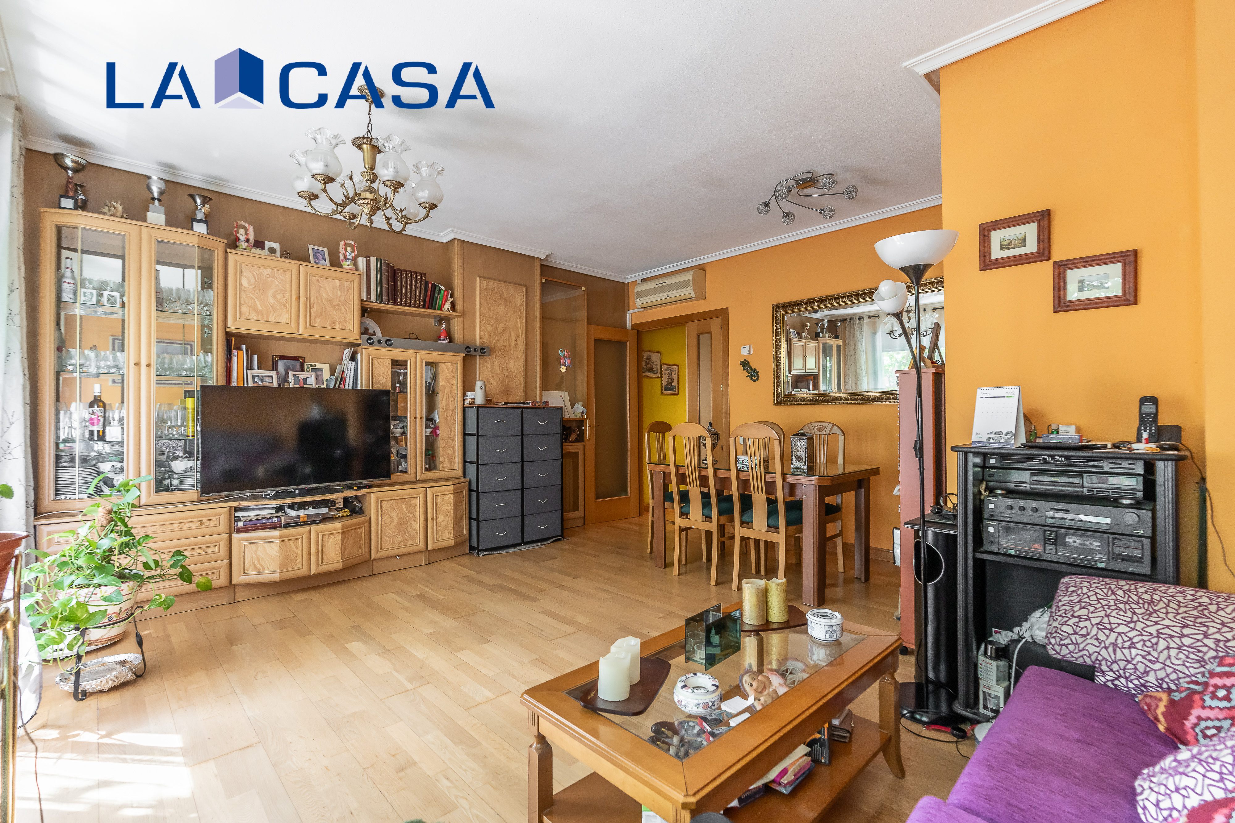 Piso en venta en Usera, Madrid 3/73