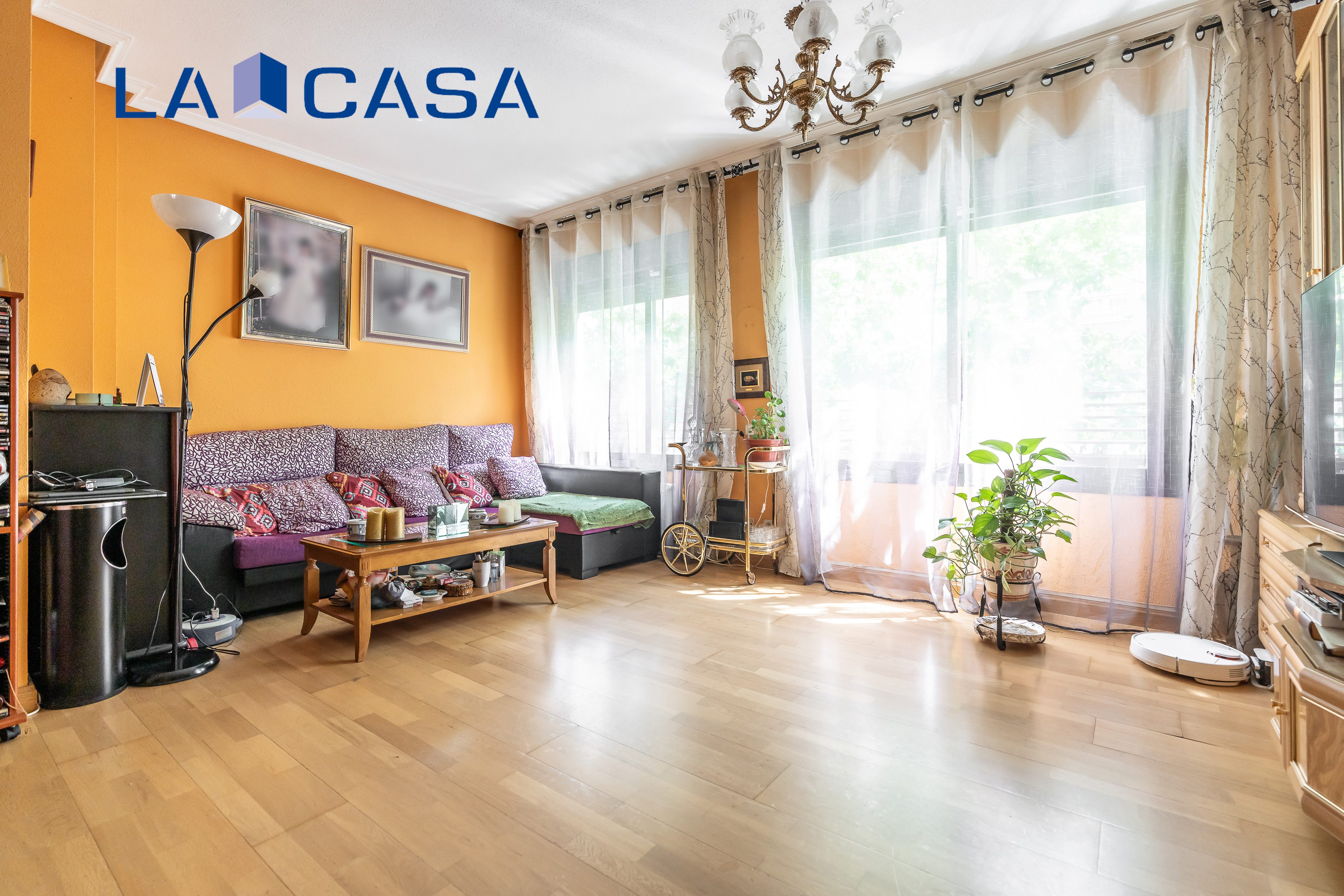 Piso en venta en Usera, Madrid 2/73