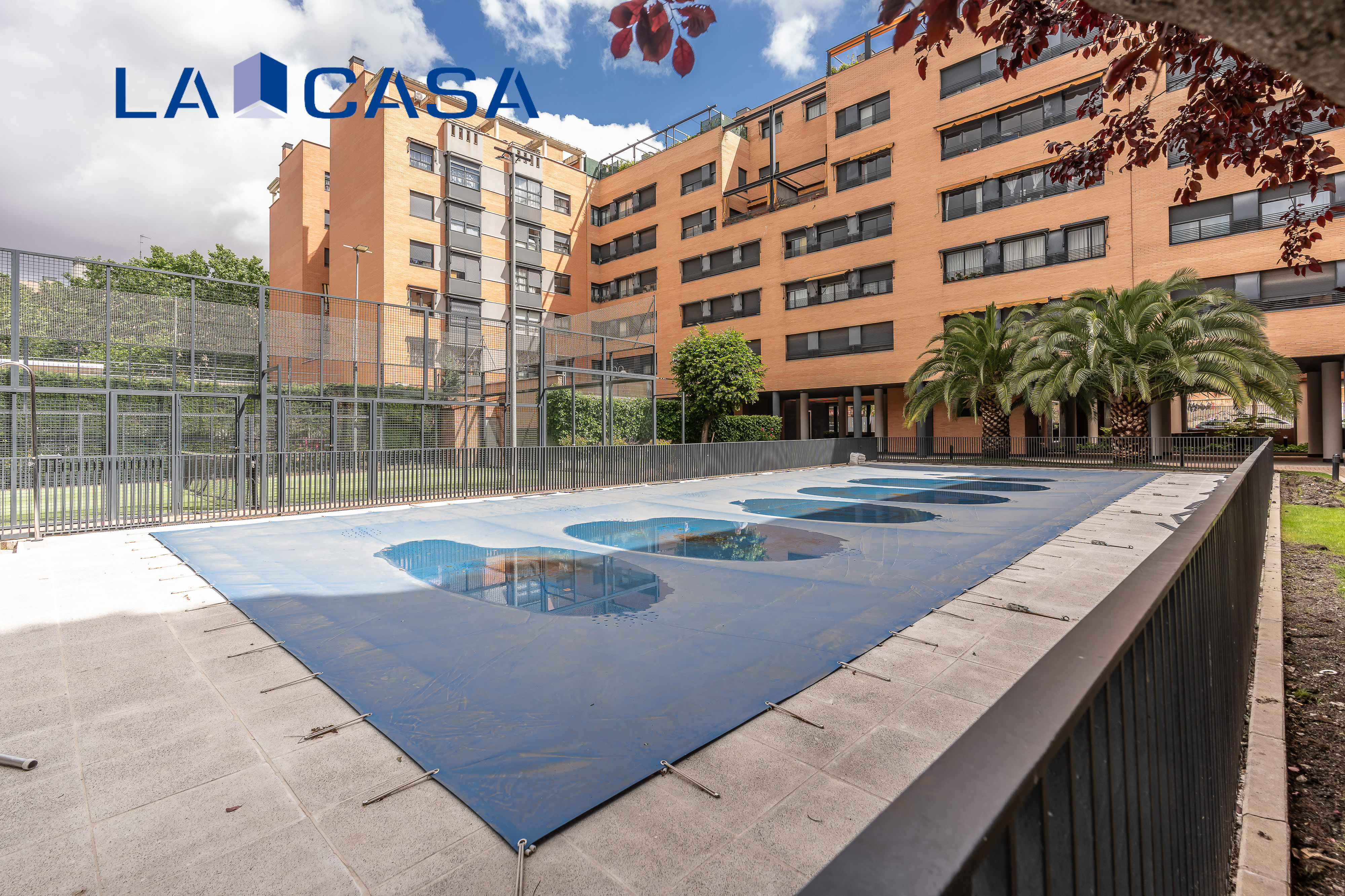 Piso en venta en Usera, Madrid 68/73