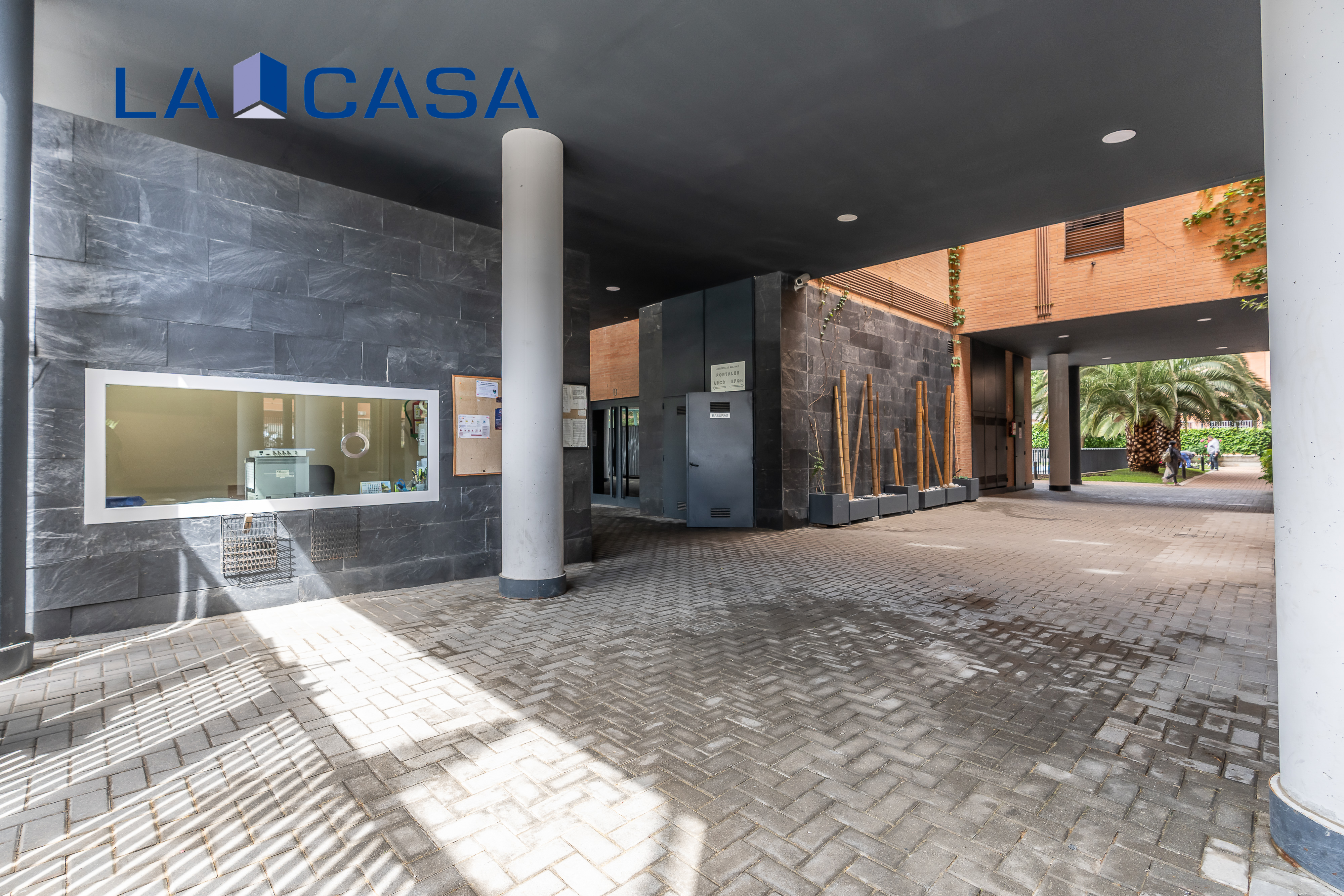 Piso en venta en Usera, Madrid 64/73