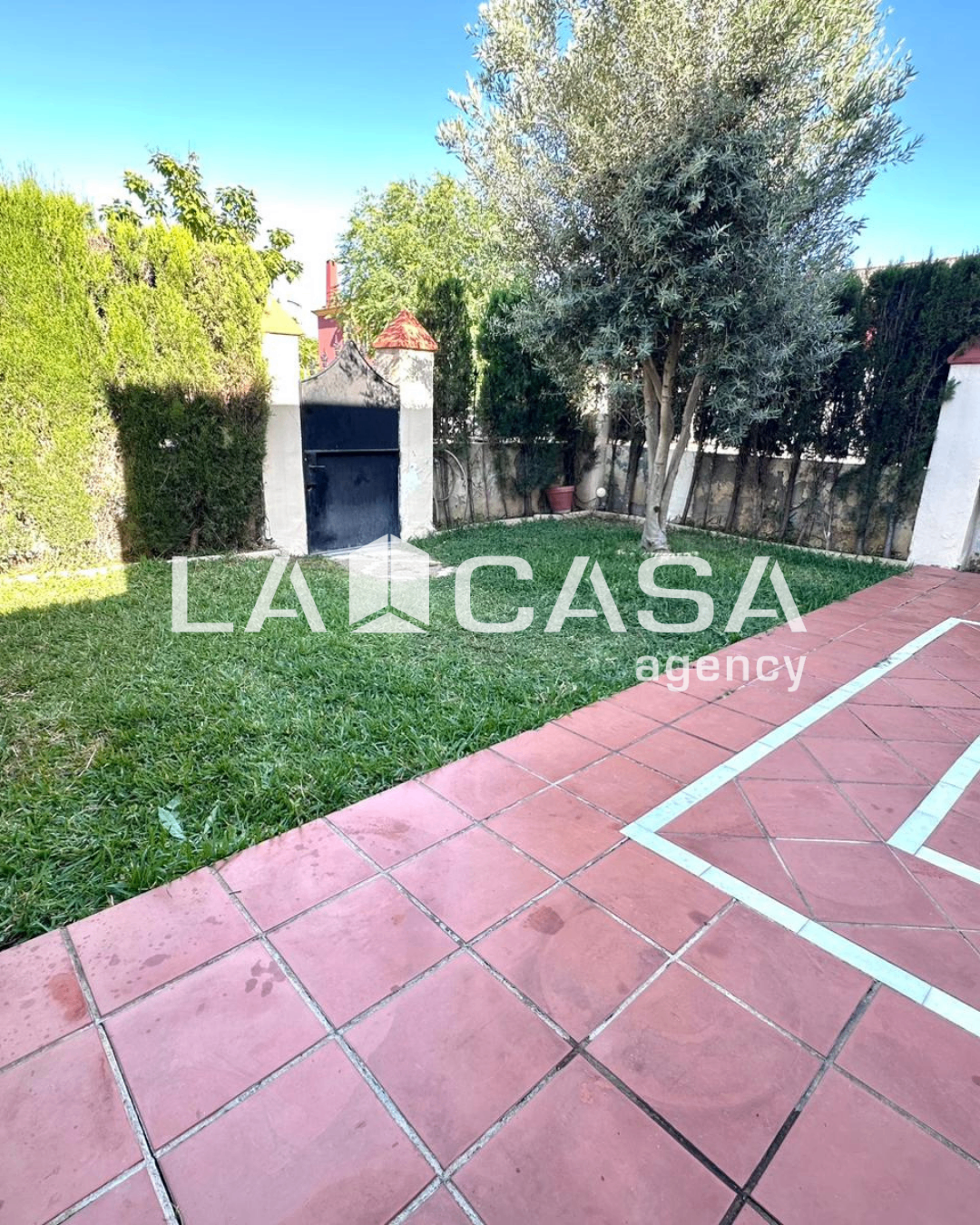 Casa en venta en Mairena Del Aljarafe, Sevilla 51/53