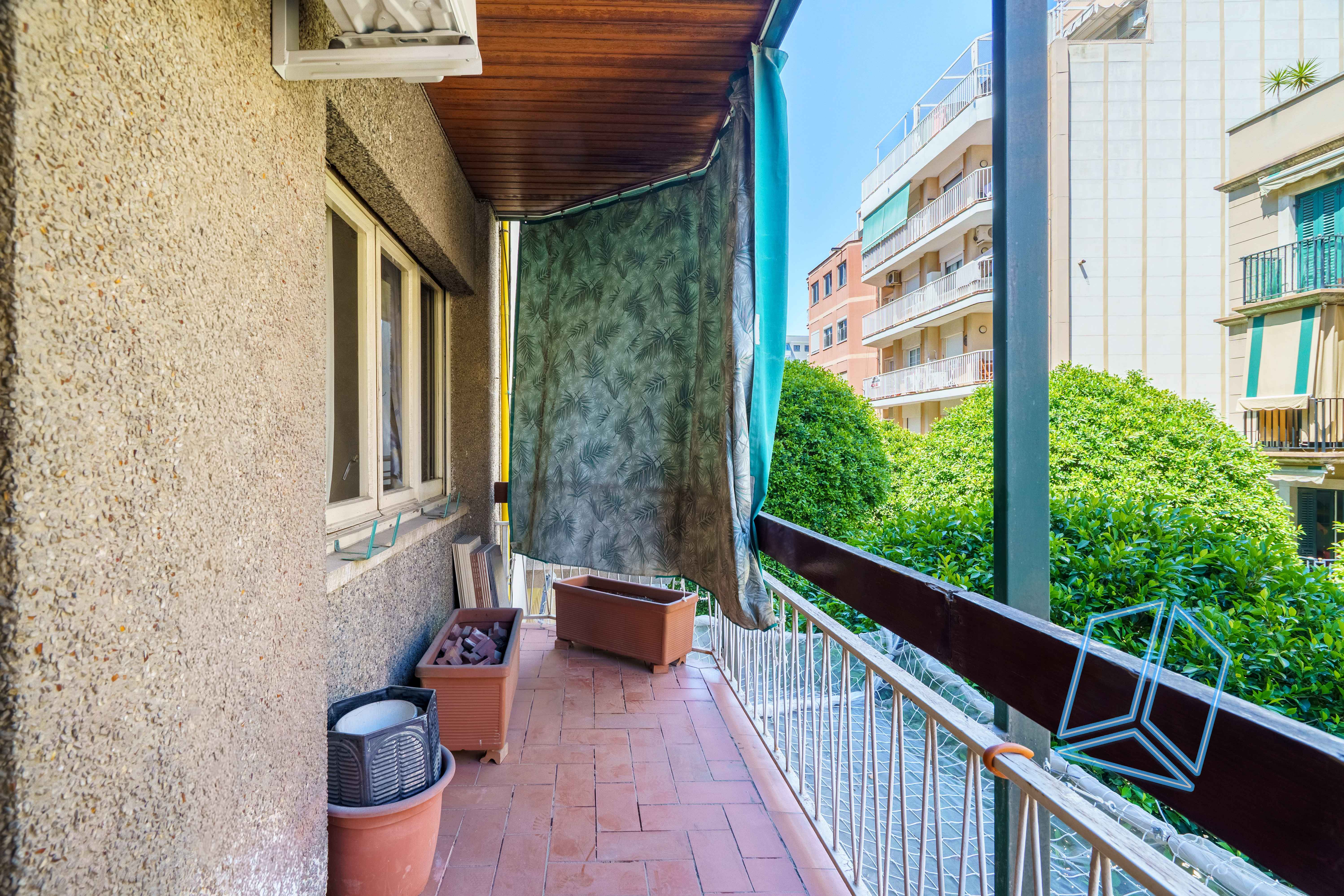 Piso en venta en L'hospitalet De Llobregat, Barcelona 7/31