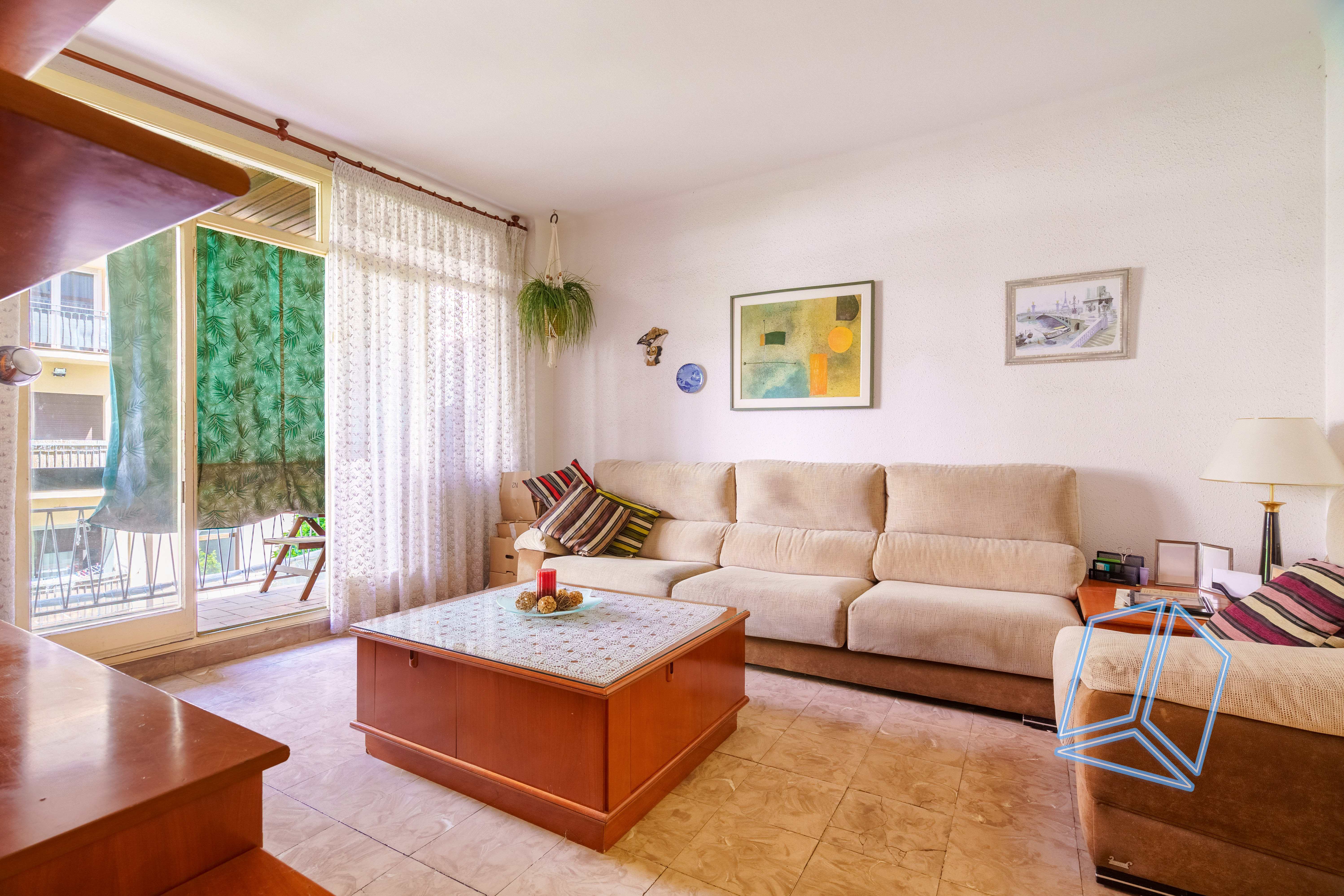 Piso en venta en L'hospitalet De Llobregat, Barcelona 10/31
