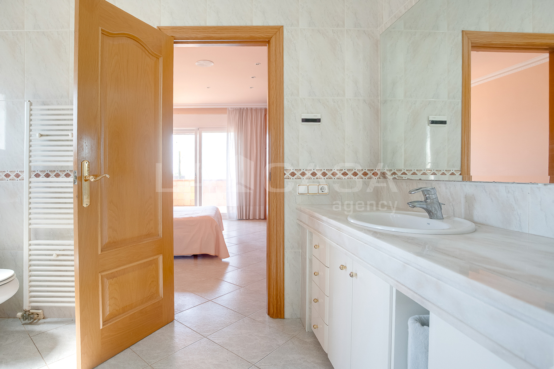 Casa en venta en  L'Ametlla del Vallès, Barcelona  38/78