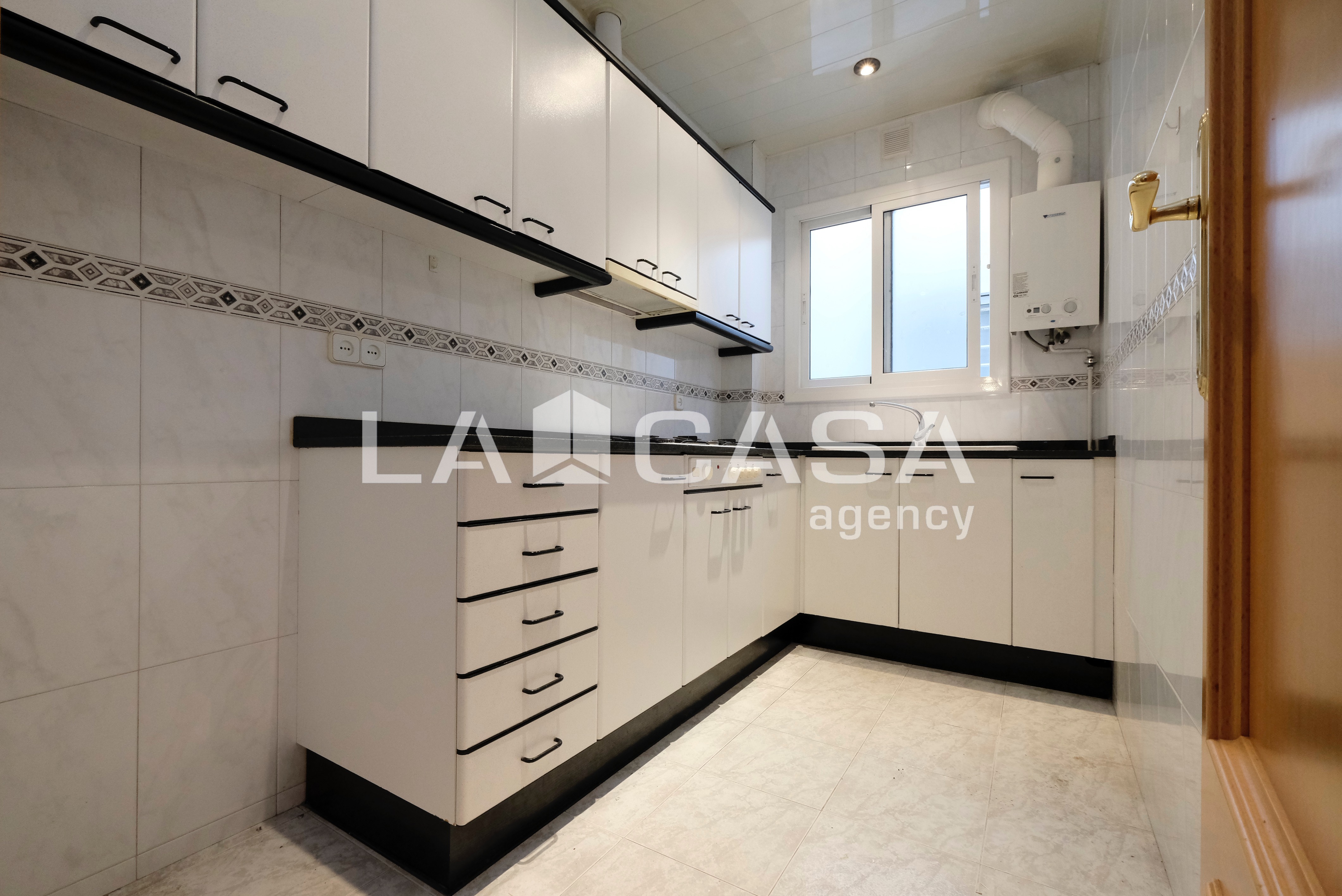Piso en venta en  Sant Andreu, Barcelona  30/35