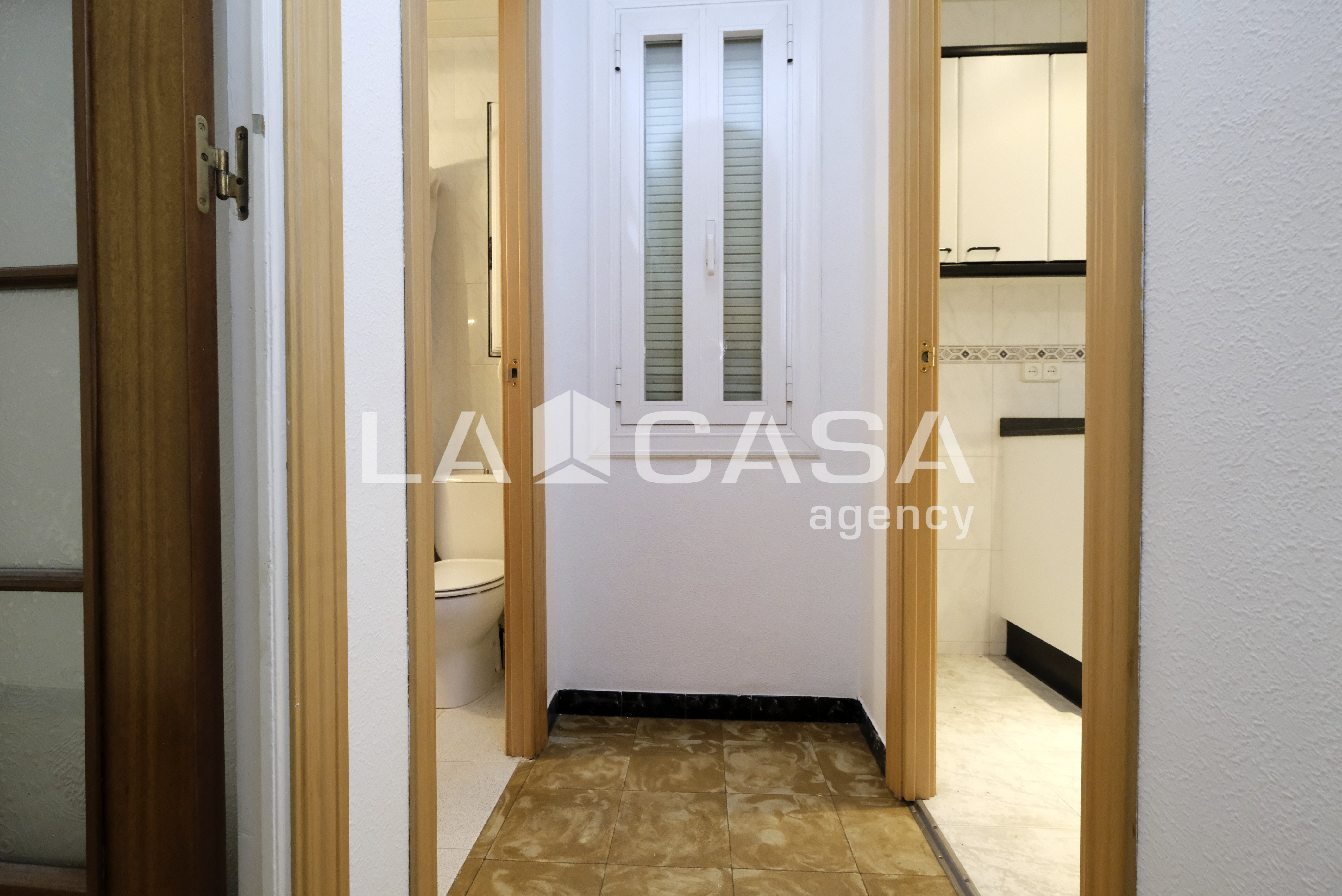 Piso en venta en  Sant Andreu, Barcelona  2/35