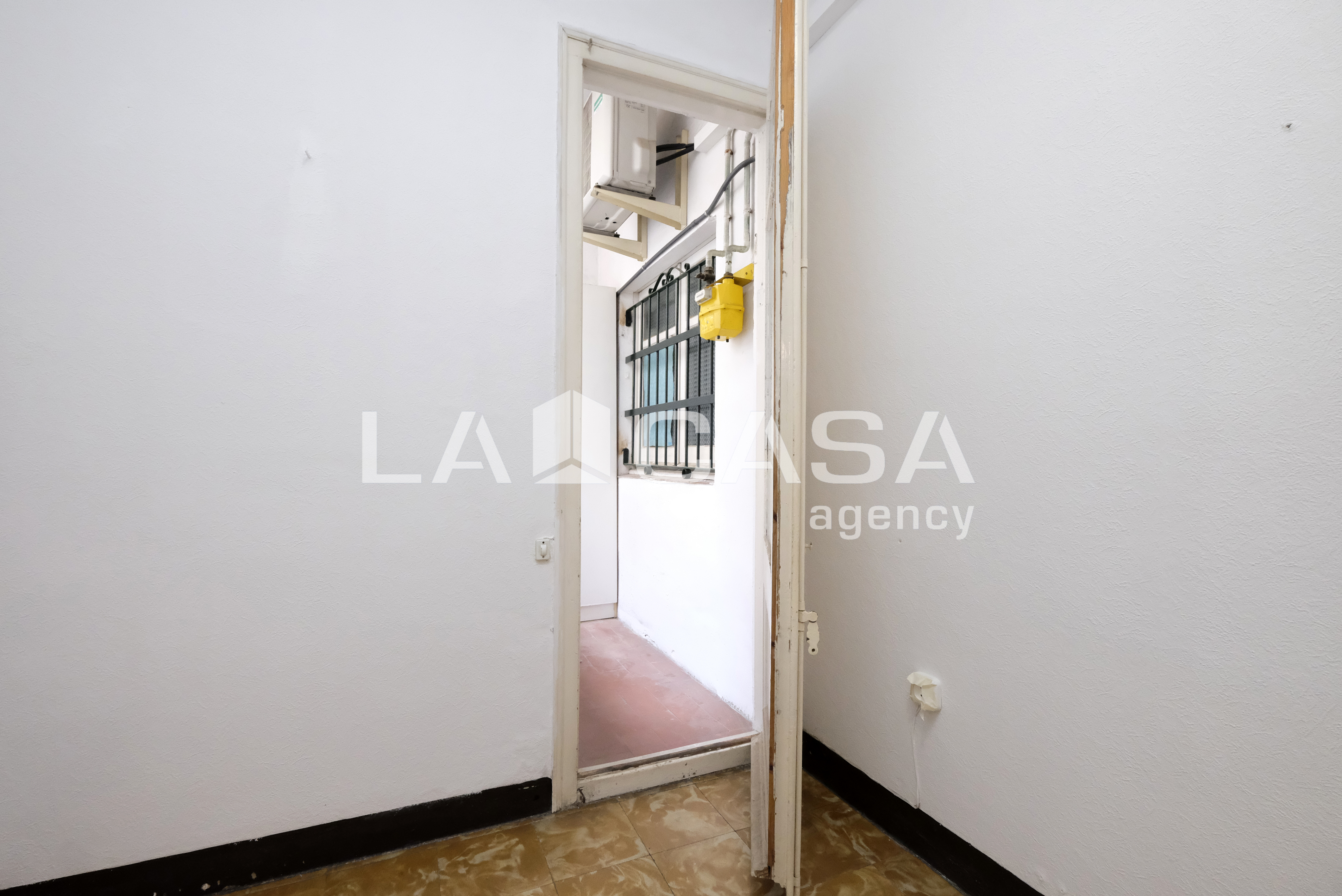 Piso en venta en  Sant Andreu, Barcelona  4/35