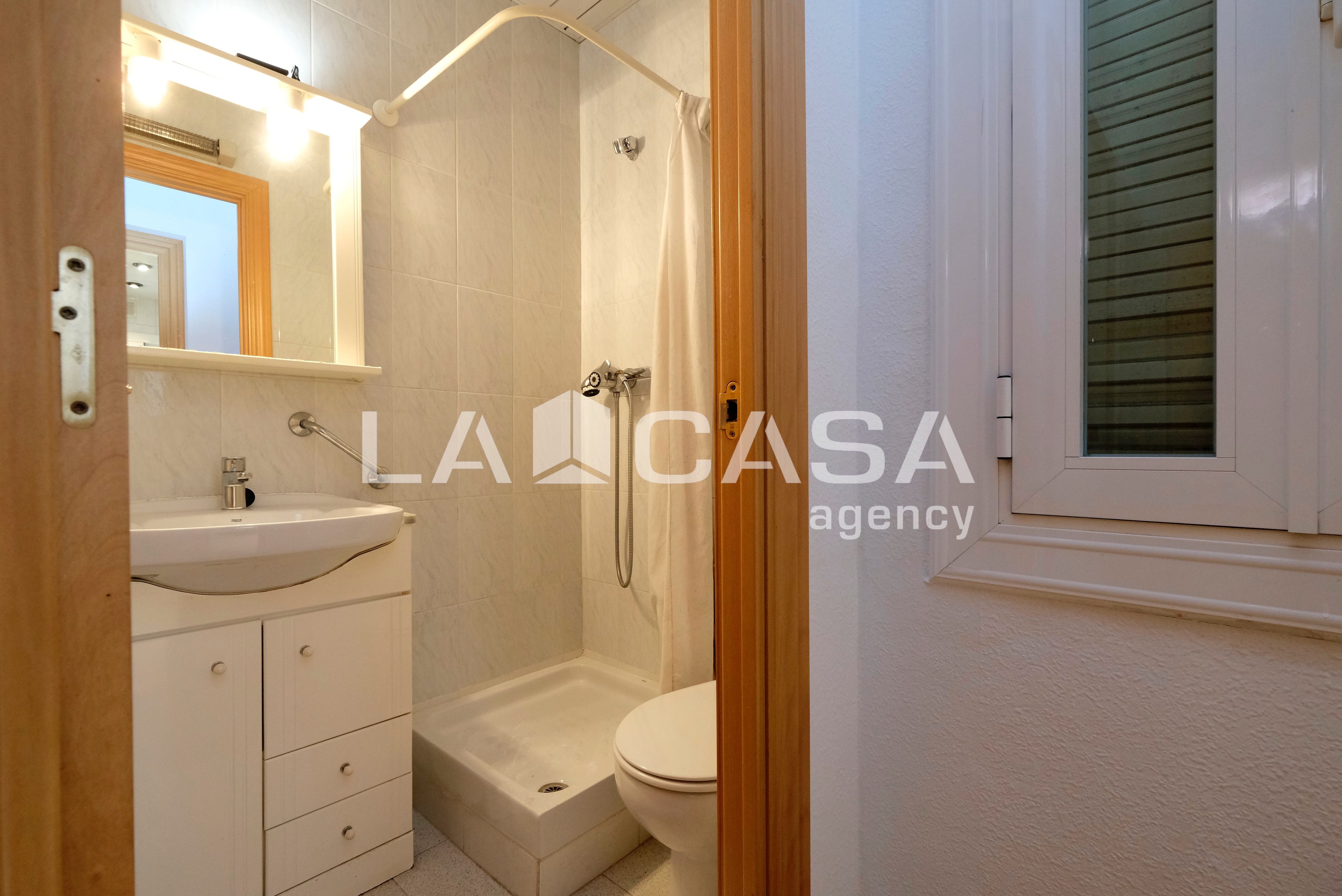 Piso en venta en  Sant Andreu, Barcelona  33/35
