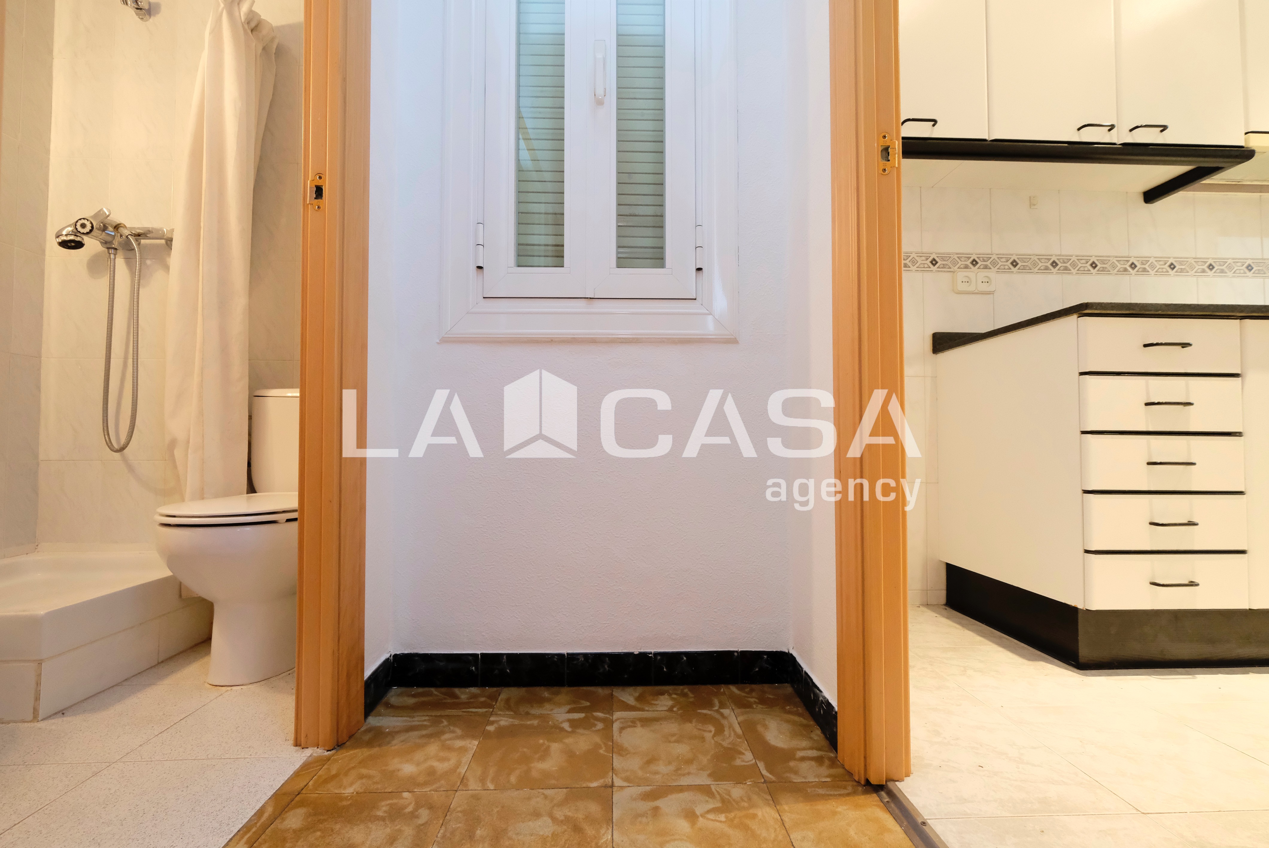 Piso en venta en  Sant Andreu, Barcelona  29/35