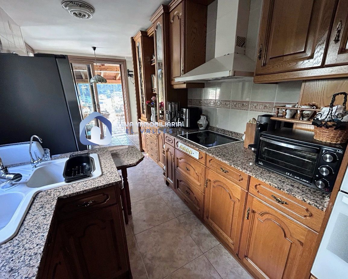 Casa en venta en  Sant Fost de Campsentelles, San Fausto de Campcentellas  8/26