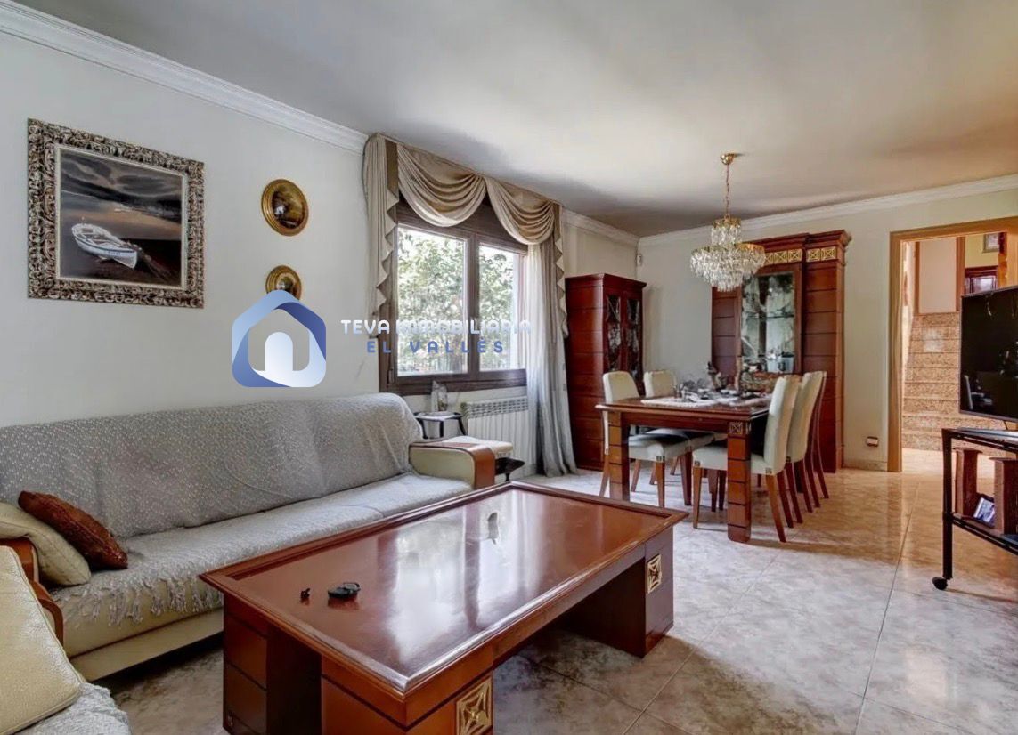 Casa en venta en  Sant Fost de Campsentelles, San Fausto de Campcentellas  12/26