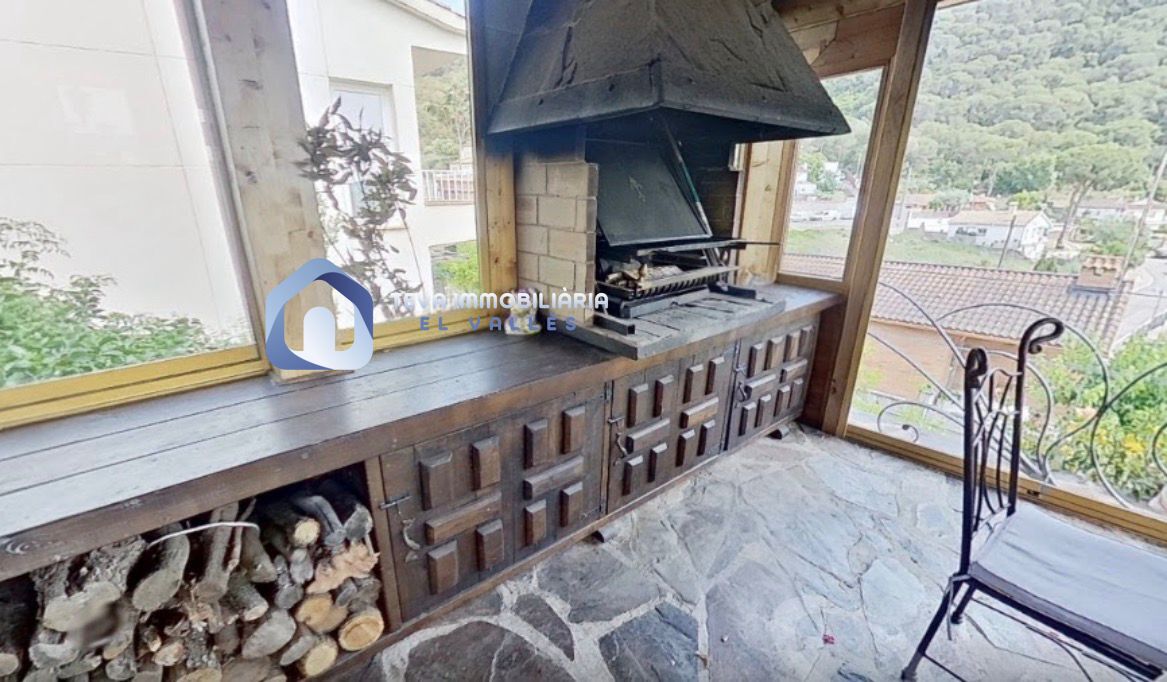 Casa en venta en  Sant Fost de Campsentelles, San Fausto de Campcentellas  11/26